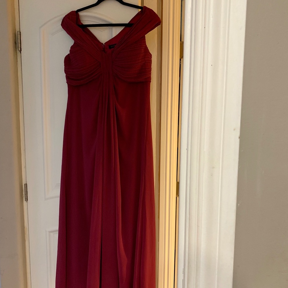 Formal gown (magenta)❗️❗️